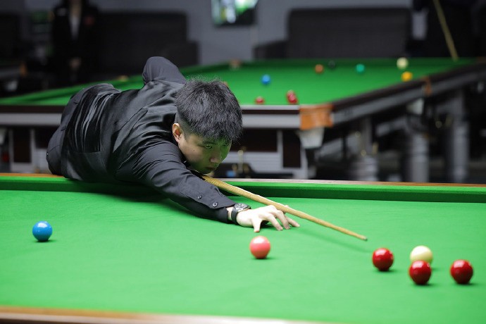 球使二点球 球使二点球